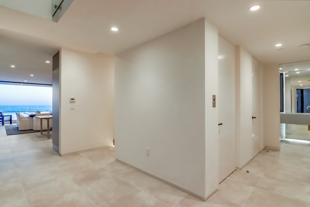 Virtual tour photo 58 of 149 for 3701 Ocean Front Walk