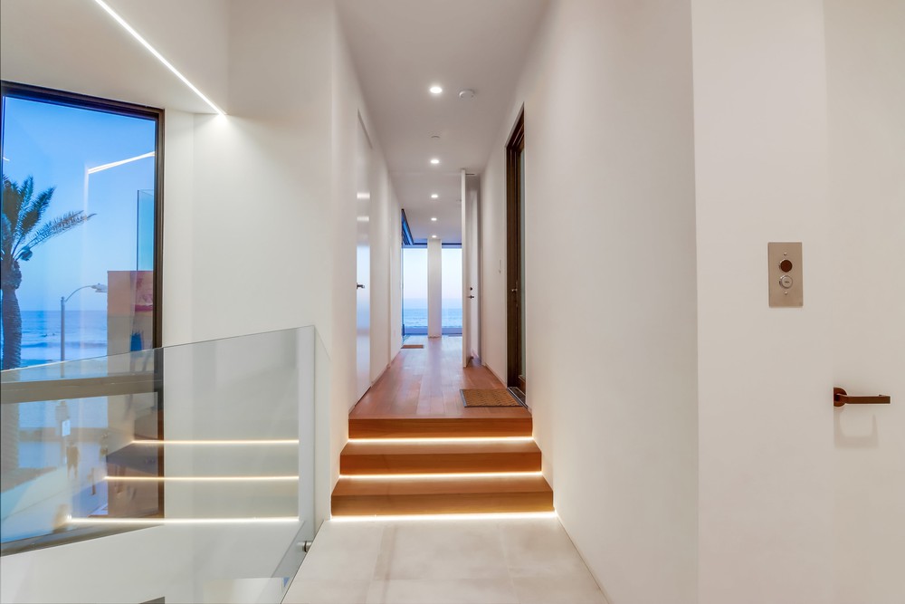 Virtual tour photo 76 of 149 for 3701 Ocean Front Walk