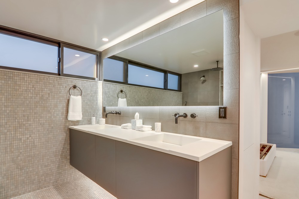 Virtual tour photo 81 of 149 for 3701 Ocean Front Walk