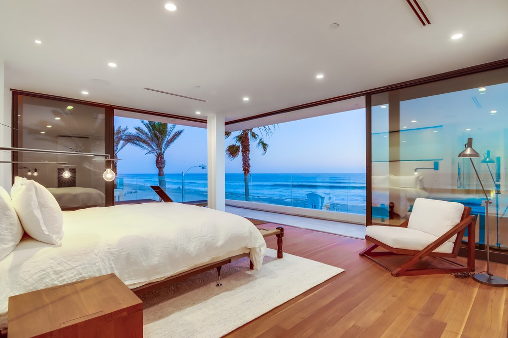 Virtual tour photo 86 of 149 for 3701 Ocean Front Walk