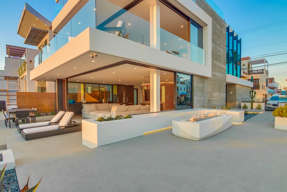 Virtual tour photo 115 of 149 for 3701 Ocean Front Walk