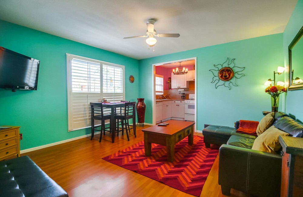 Virtual tour photo 9 of 37 for 3702 Ingraham St