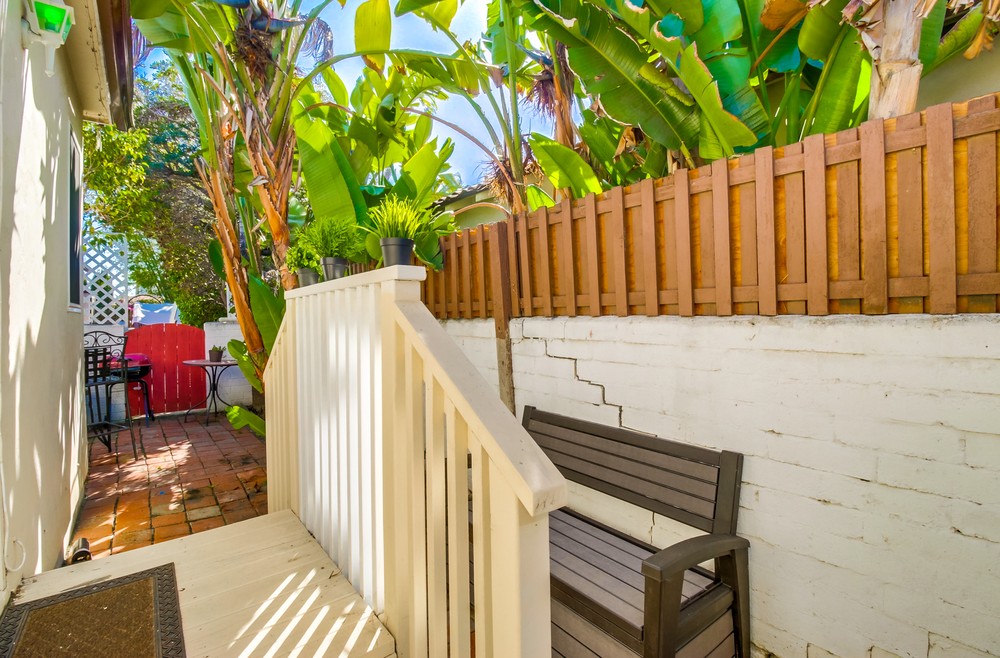 Virtual tour photo 30 of 37 for 3702 Ingraham St