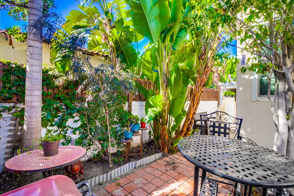 Virtual tour photo 33 of 37 for 3702 Ingraham St
