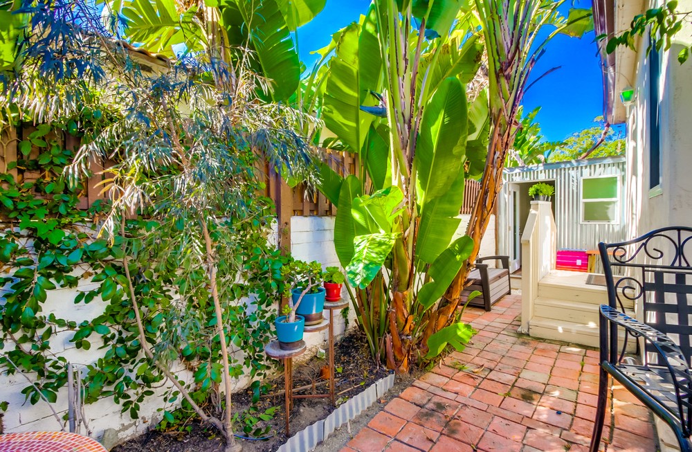 Virtual tour photo 34 of 37 for 3702 Ingraham St