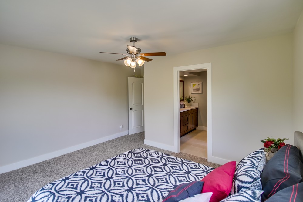 Virtual tour photo 23 of 46 for 3702 Nassau Drive