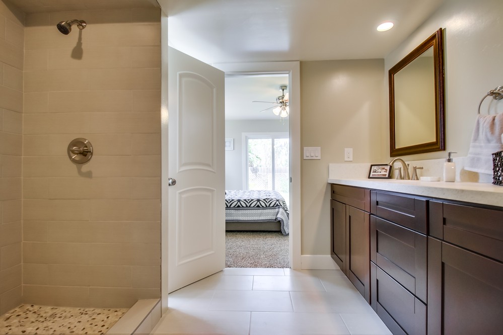 Virtual tour photo 26 of 46 for 3702 Nassau Drive