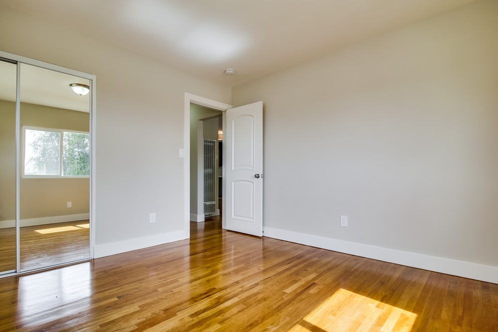 Virtual tour photo 31 of 46 for 3702 Nassau Drive