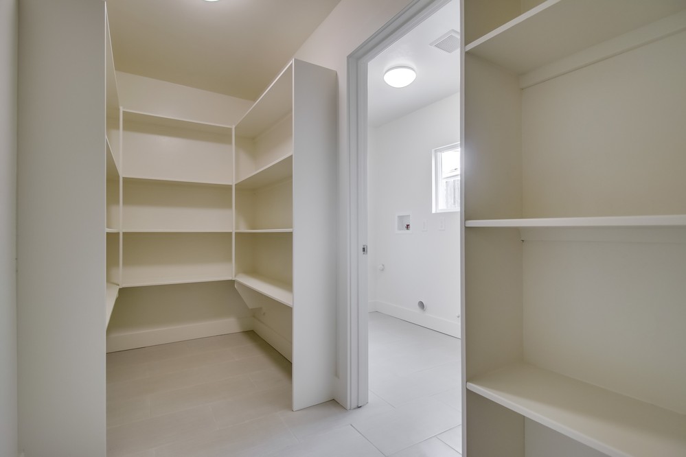 Virtual tour photo 39 of 46 for 3702 Nassau Drive