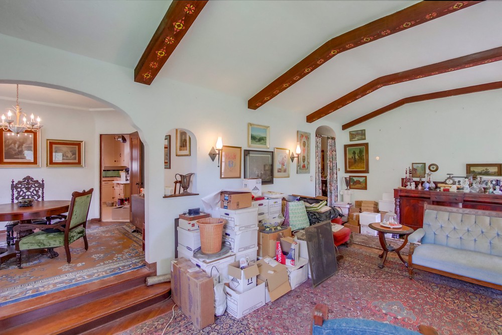 Virtual tour photo 11 of 55 for 3704 Robinson Pl