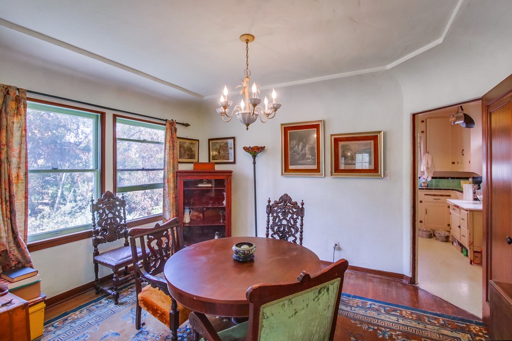 Virtual tour photo 15 of 55 for 3704 Robinson Pl