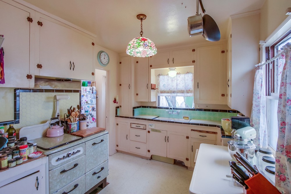 Virtual tour photo 17 of 55 for 3704 Robinson Pl