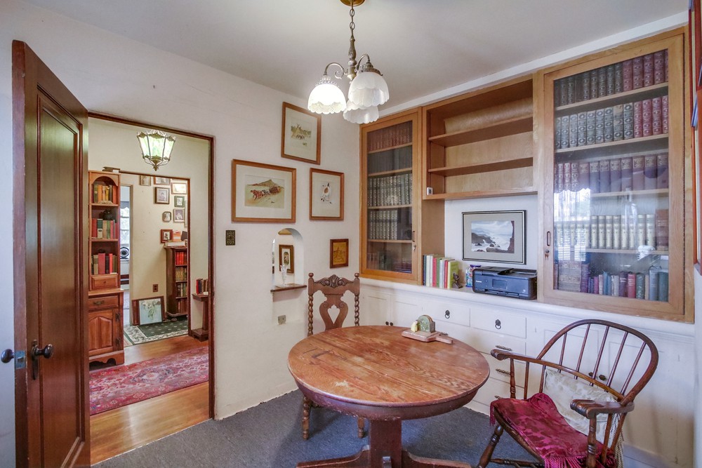 Virtual tour photo 22 of 55 for 3704 Robinson Pl