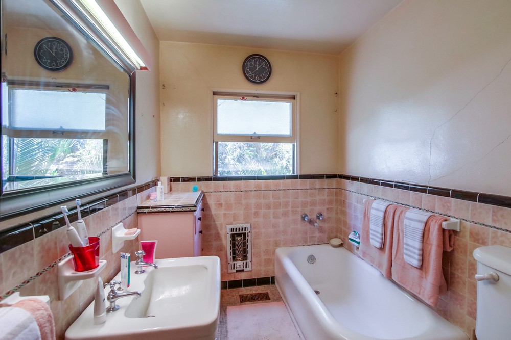 Virtual tour photo 29 of 55 for 3704 Robinson Pl