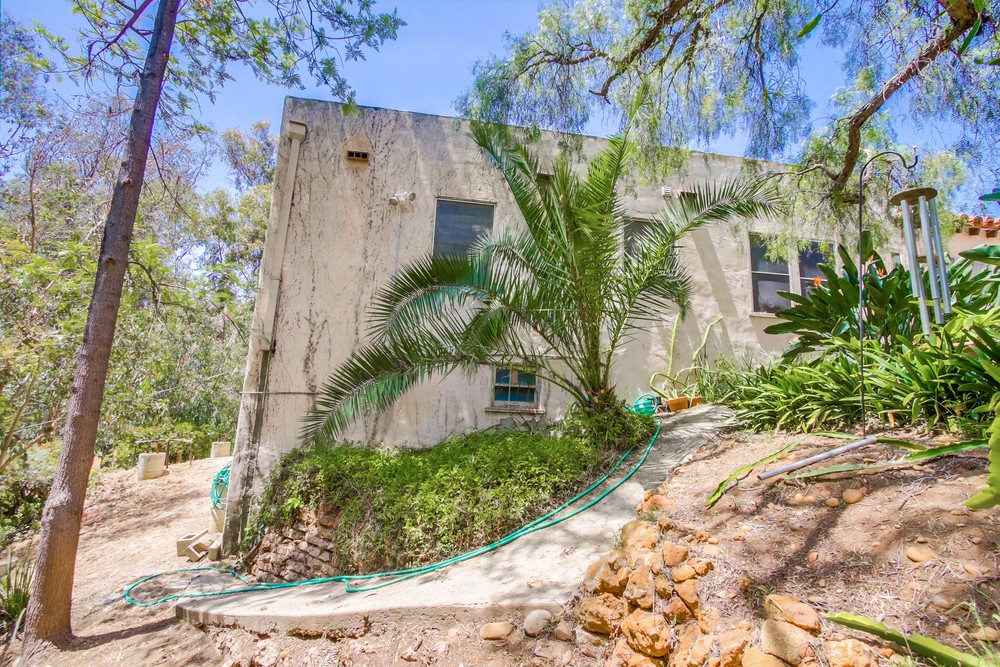 Virtual tour photo 48 of 55 for 3704 Robinson Pl