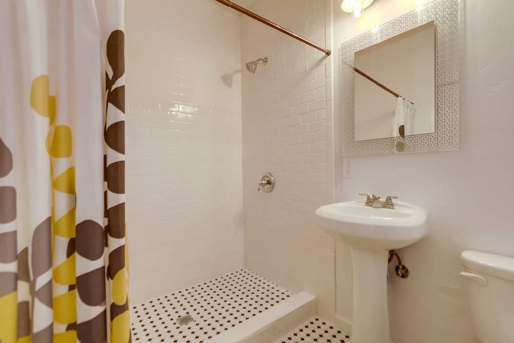 Virtual tour photo 40 of 60 for 3705 Bancroft St