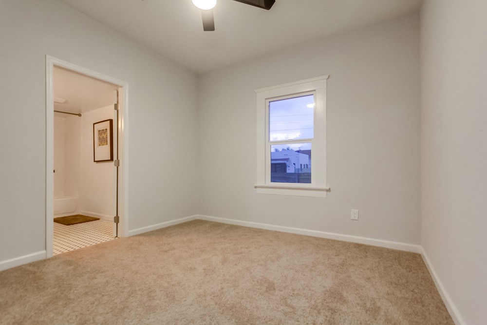 Virtual tour photo 41 of 60 for 3705 Bancroft St
