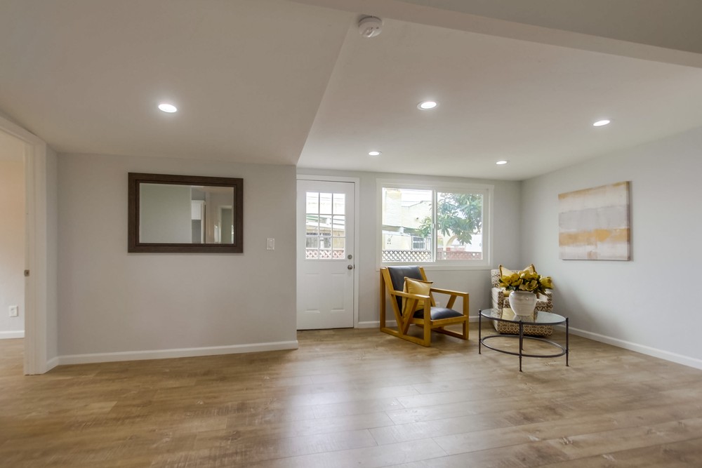 Virtual tour photo 7 of 28 for 3705 Bancroft St