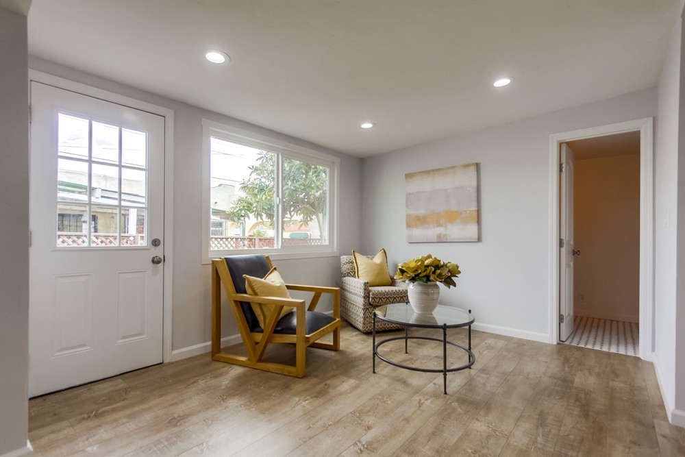 Virtual tour photo 8 of 28 for 3705 Bancroft St