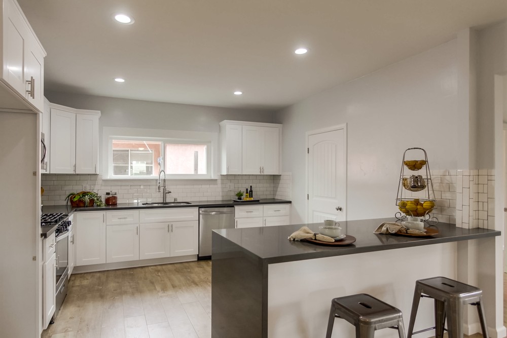 Virtual tour photo 14 of 28 for 3705 Bancroft St