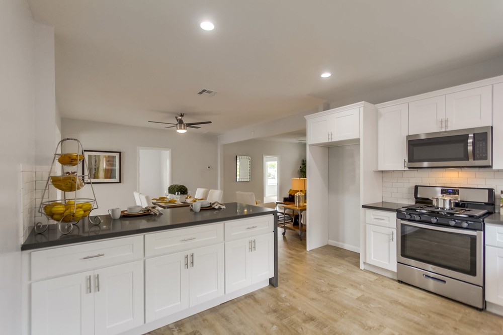 Virtual tour photo 20 of 28 for 3705 Bancroft St
