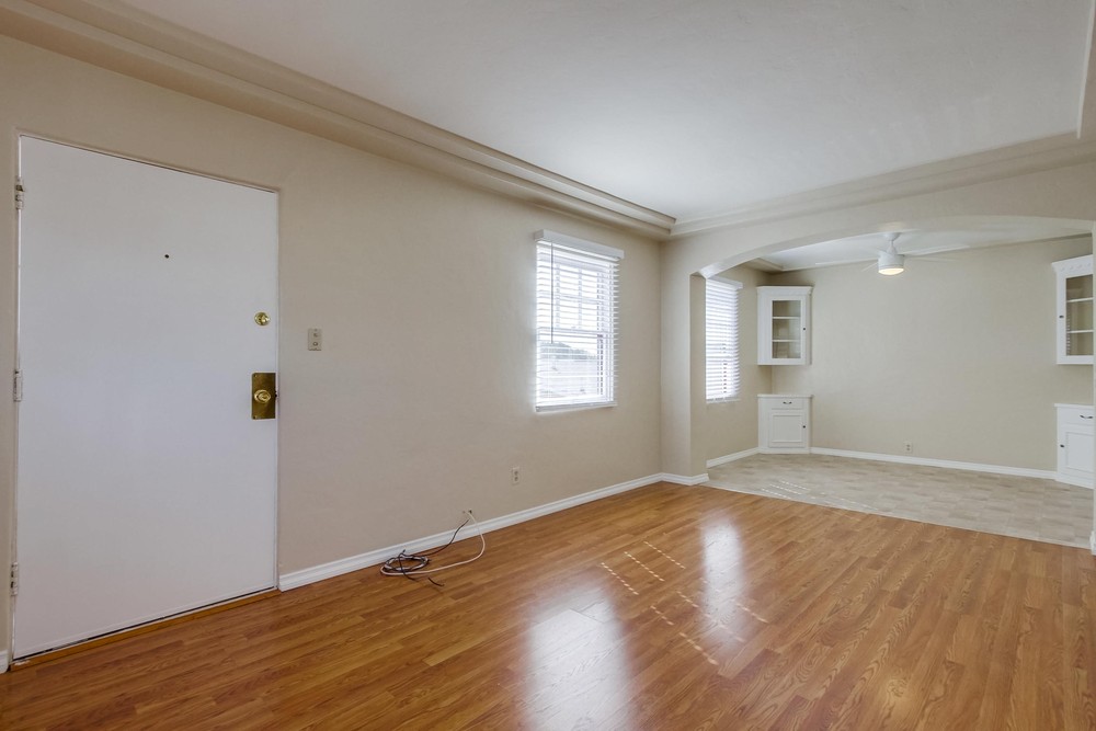 Virtual tour photo 12 of 28 for 3710 32nd St