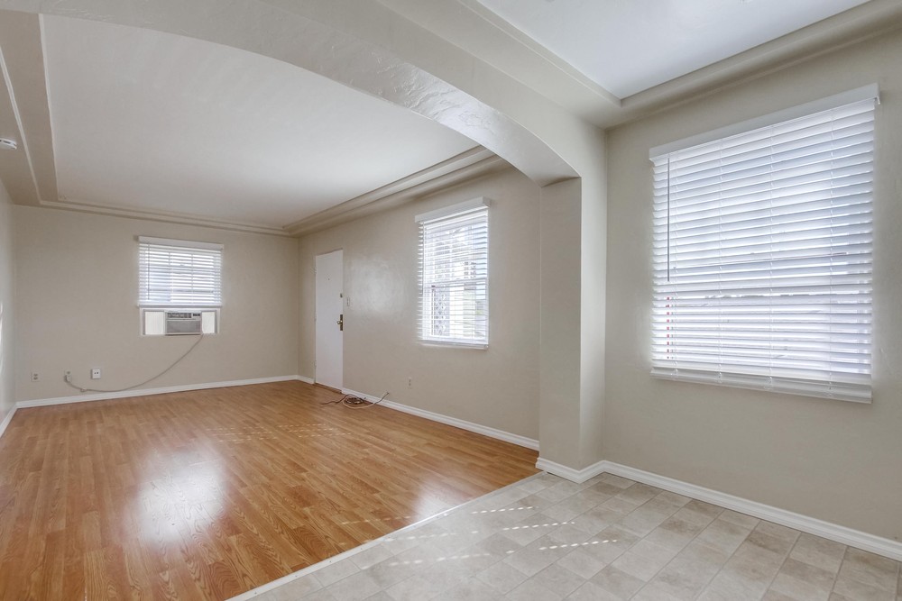 Virtual tour photo 18 of 28 for 3710 32nd St