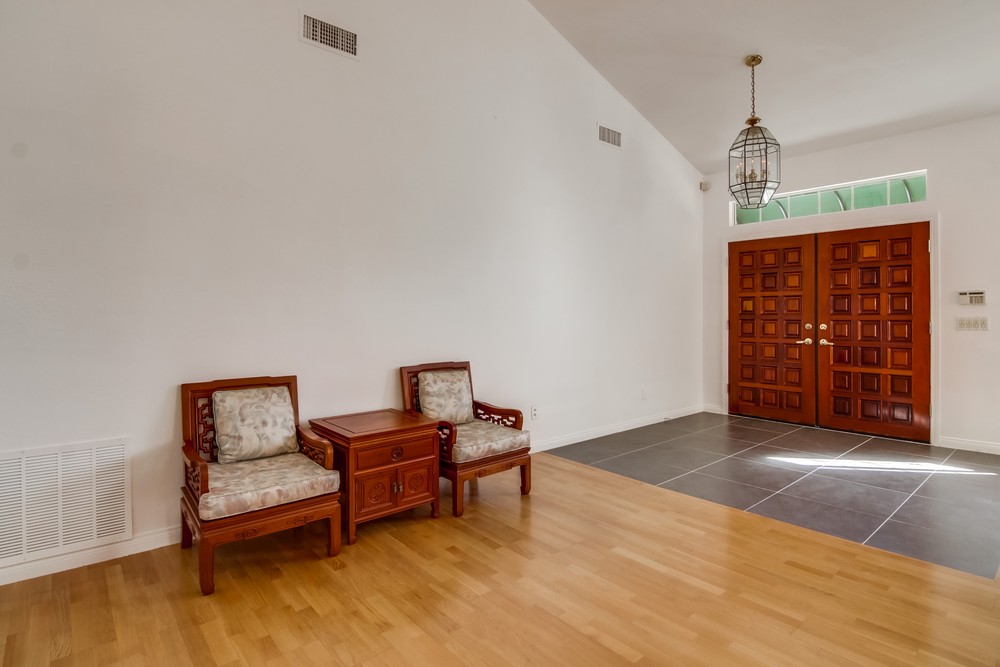 Virtual tour photo 6 of 75 for 3710 maple st san diego ca