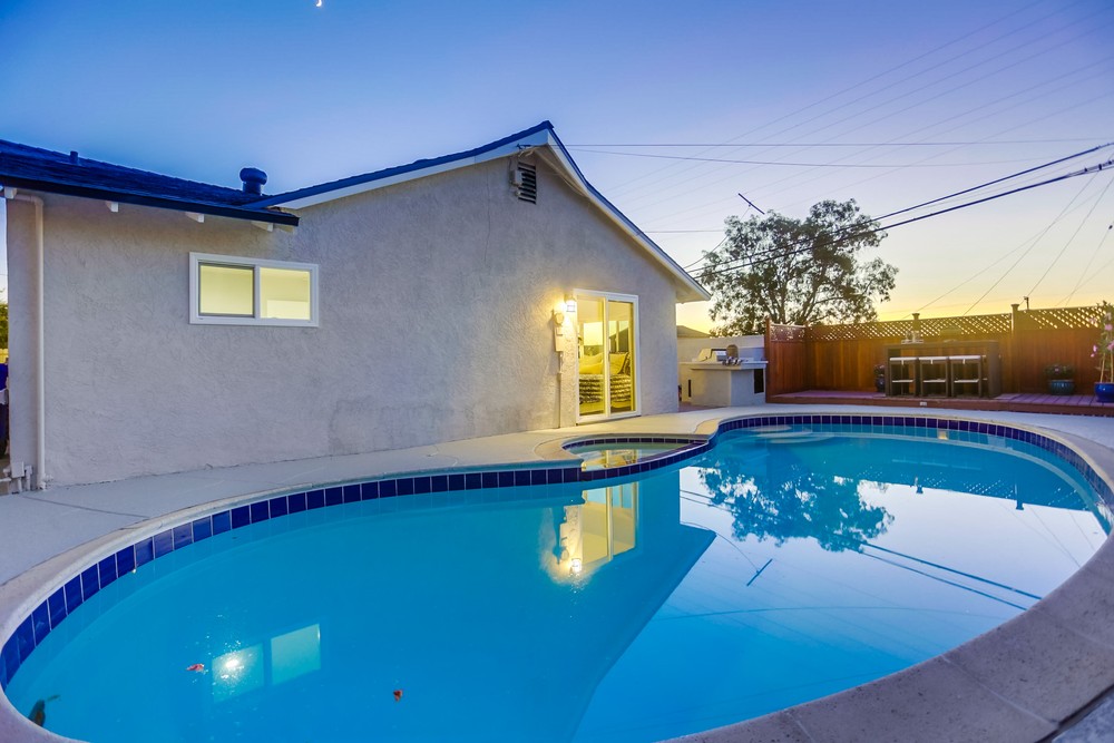 Virtual tour photo 12 of 68 for 3711 Mt Abbey Ave