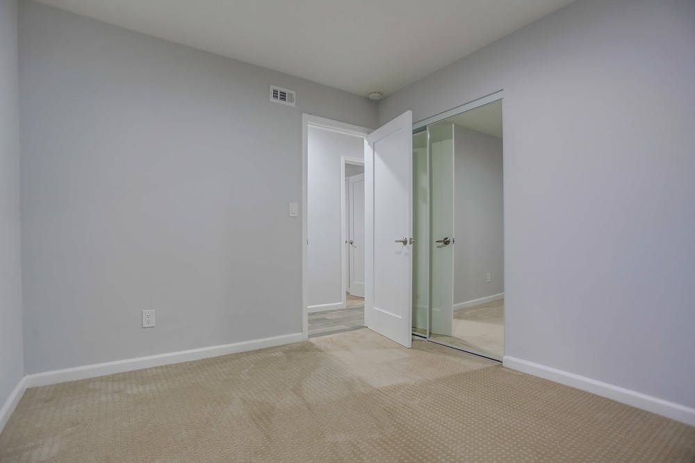 Virtual tour photo 38 of 68 for 3711 Mt Abbey Ave