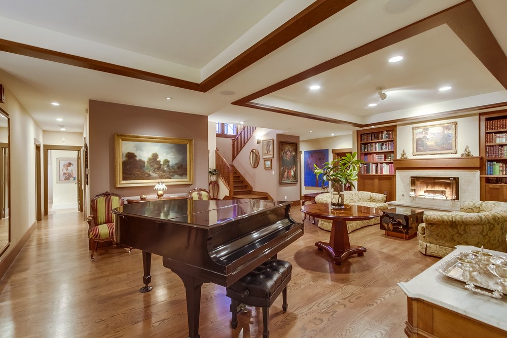 Virtual tour photo 8 of 86 for 3711 Wilcox St