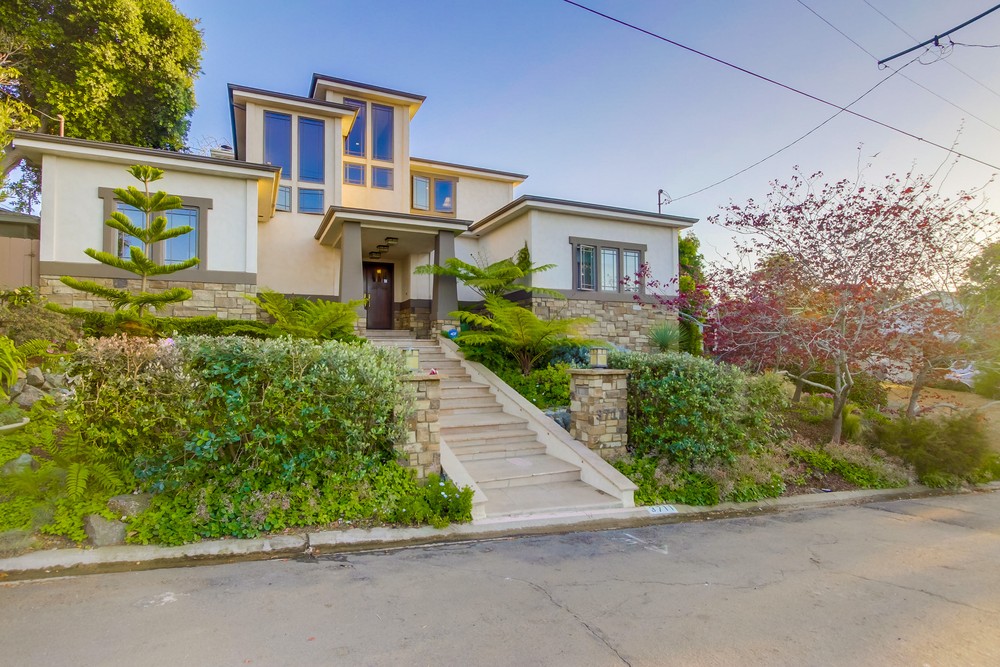 Virtual tour photo 62 of 86 for 3711 Wilcox St