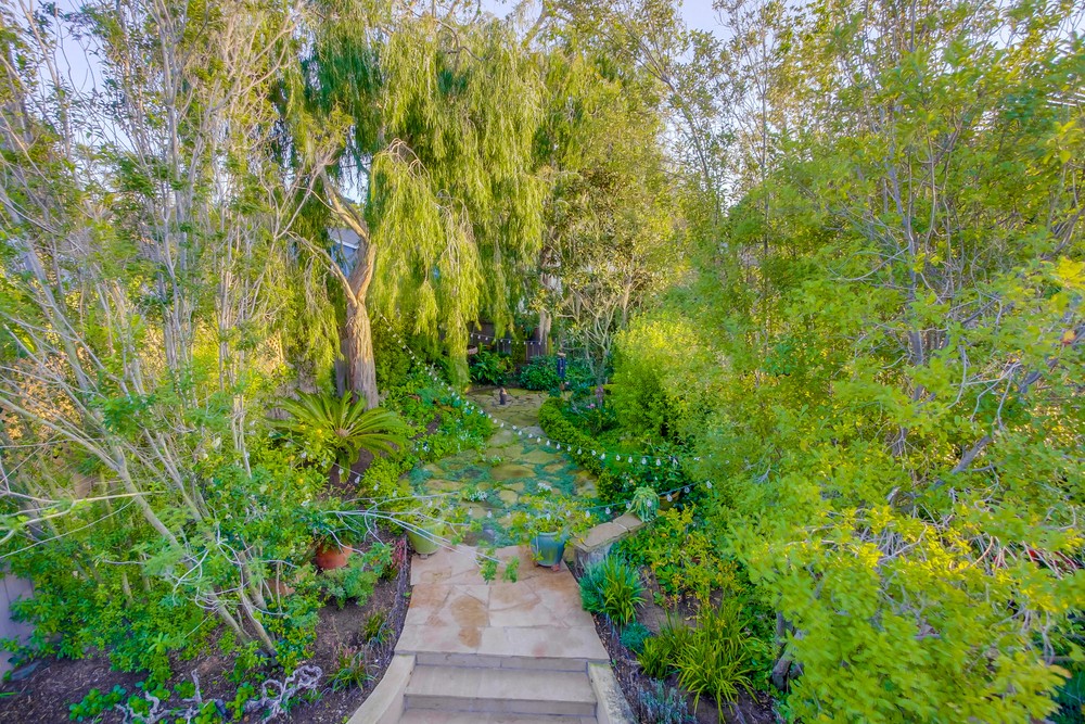 Virtual tour photo 77 of 86 for 3711 Wilcox St