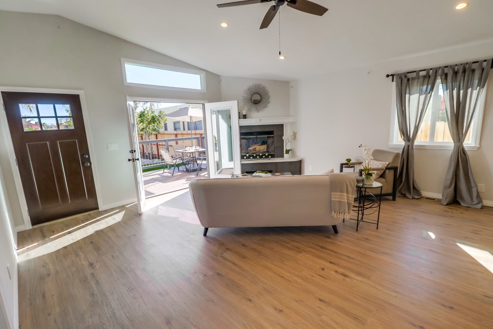 Virtual tour photo 18 of 54 for 3712 Bancroft St