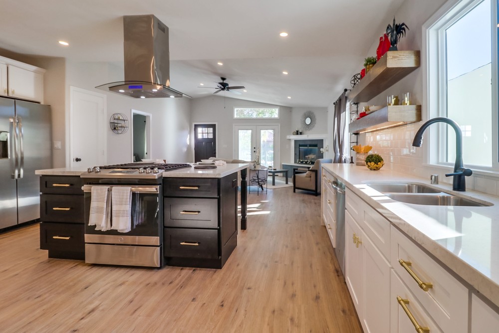 Virtual tour photo 35 of 54 for 3712 Bancroft St
