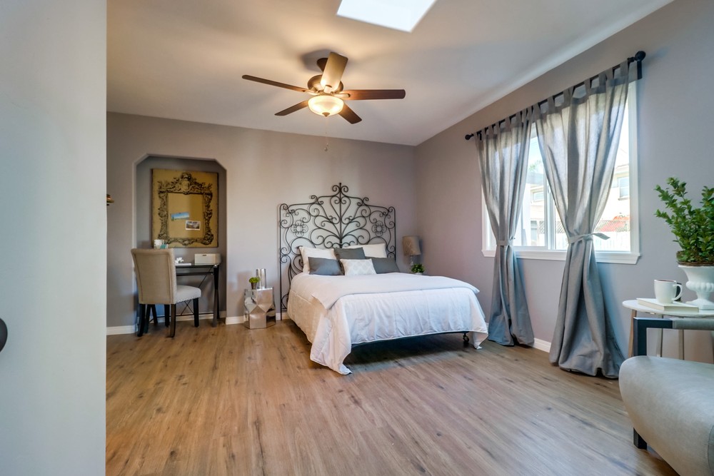 Virtual tour photo 38 of 54 for 3712 Bancroft St