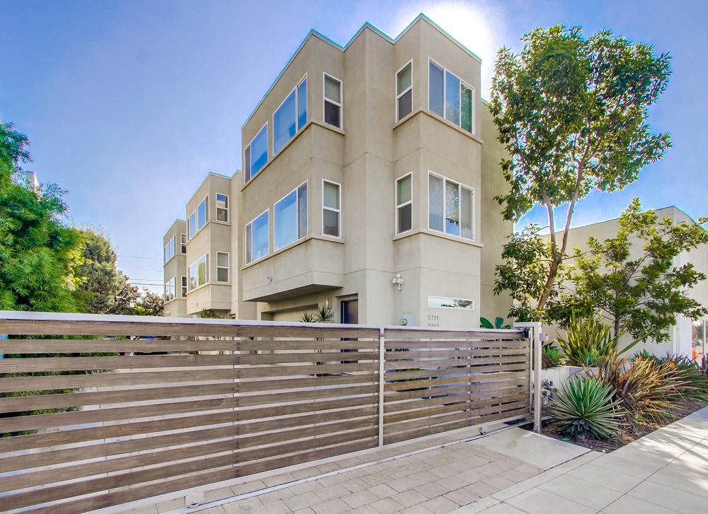 Virtual tour photo 1 of 55 for 3713 30th St