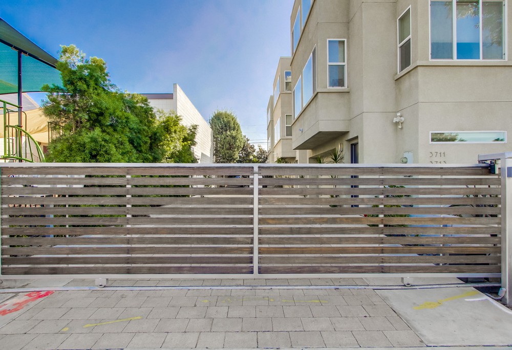 Virtual tour photo 5 of 55 for 3713 30th St