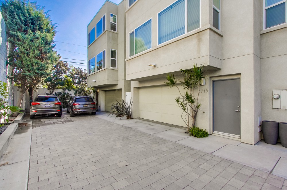Virtual tour photo 10 of 55 for 3713 30th St