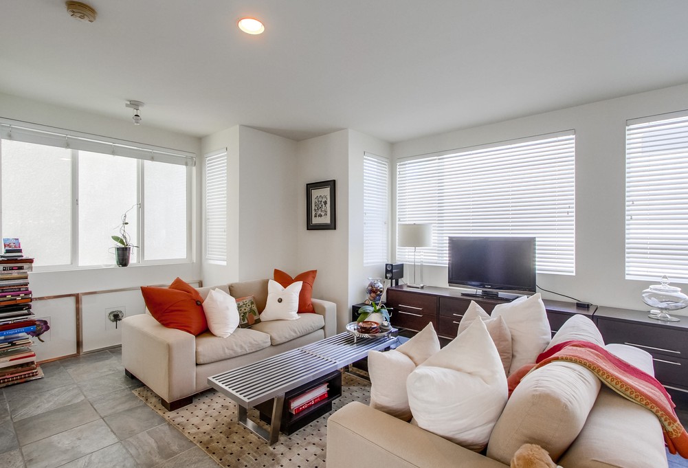Virtual tour photo 18 of 55 for 3713 30th St