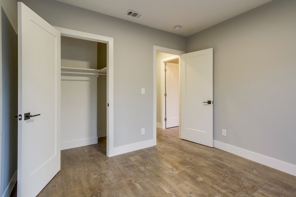 Virtual tour photo 37 of 54 for 3715 Indiana St