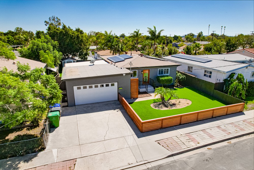 Virtual tour photo 5 of 37 for 3715 Martha St