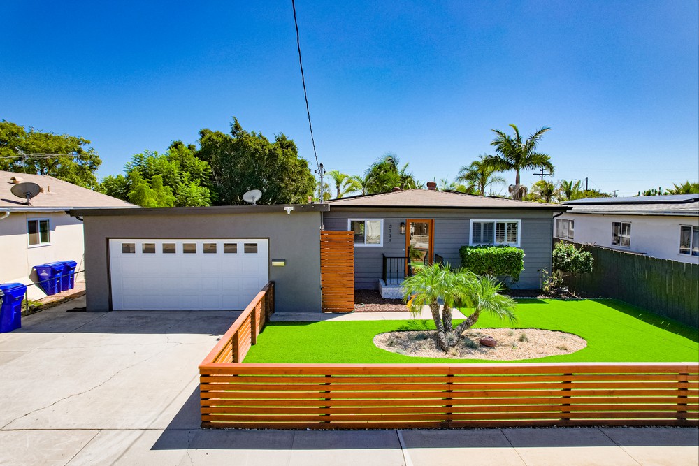 Virtual tour photo 11 of 37 for 3715 Martha St