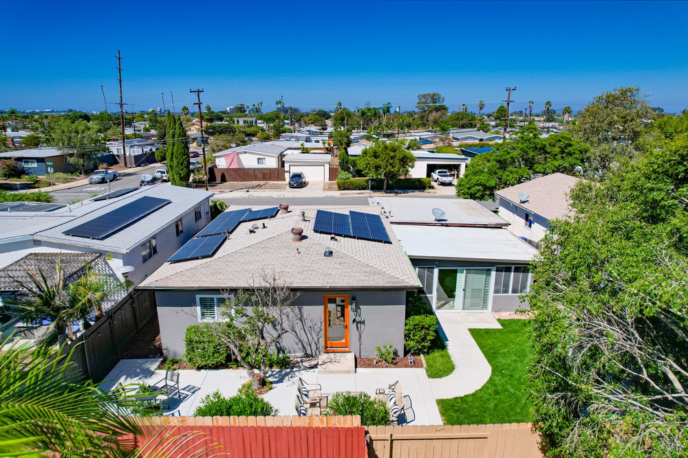 Virtual tour photo 21 of 37 for 3715 Martha St