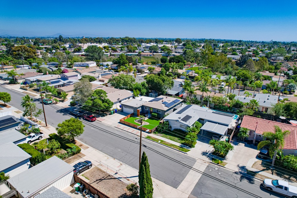 Virtual tour photo 34 of 37 for 3715 Martha St