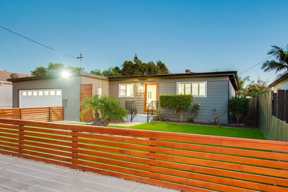 Virtual tour photo 3 of 105 for 3715 Martha St