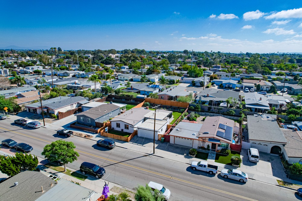 Virtual tour photo 5 of 38 for 3717 Merrimac Ave