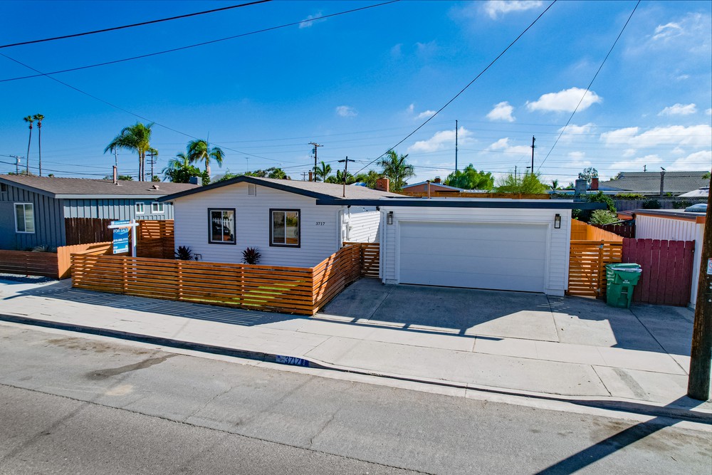 Virtual tour photo 14 of 38 for 3717 Merrimac Ave