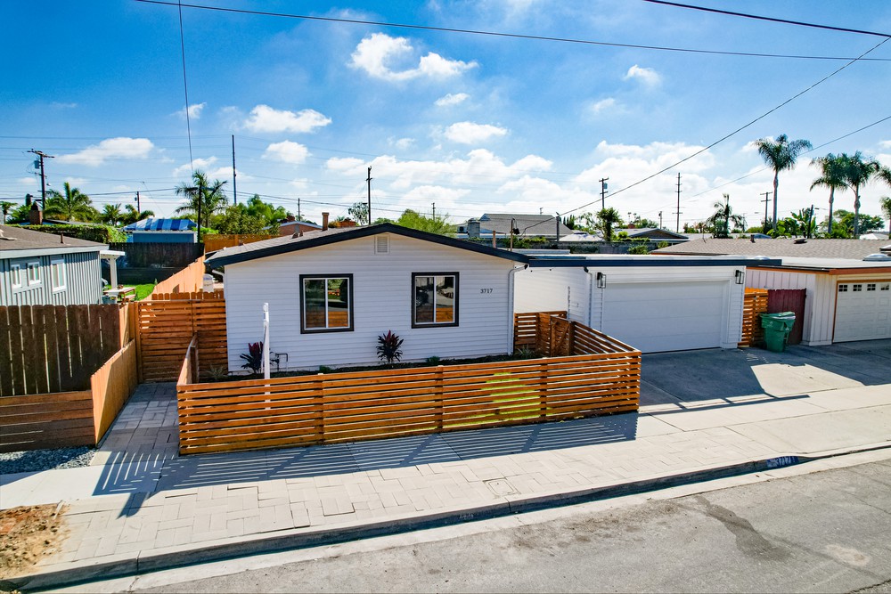 Virtual tour photo 17 of 38 for 3717 Merrimac Ave