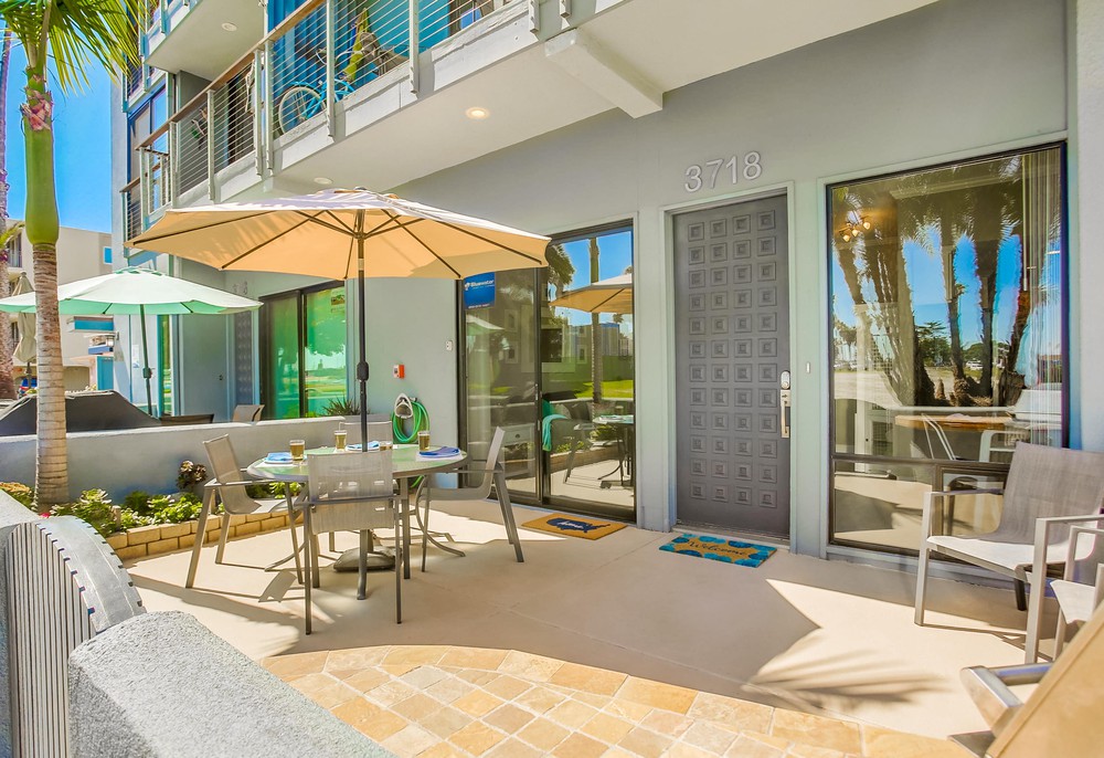 Virtual tour photo 6 of 48 for 3718 Bayside Walk